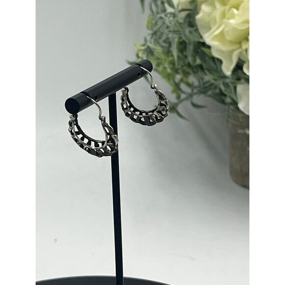 Sterling Silver Basket Weave Diamond Cut Crescent Shaped Filigree Hoop Earrings - Picture 5 of 9